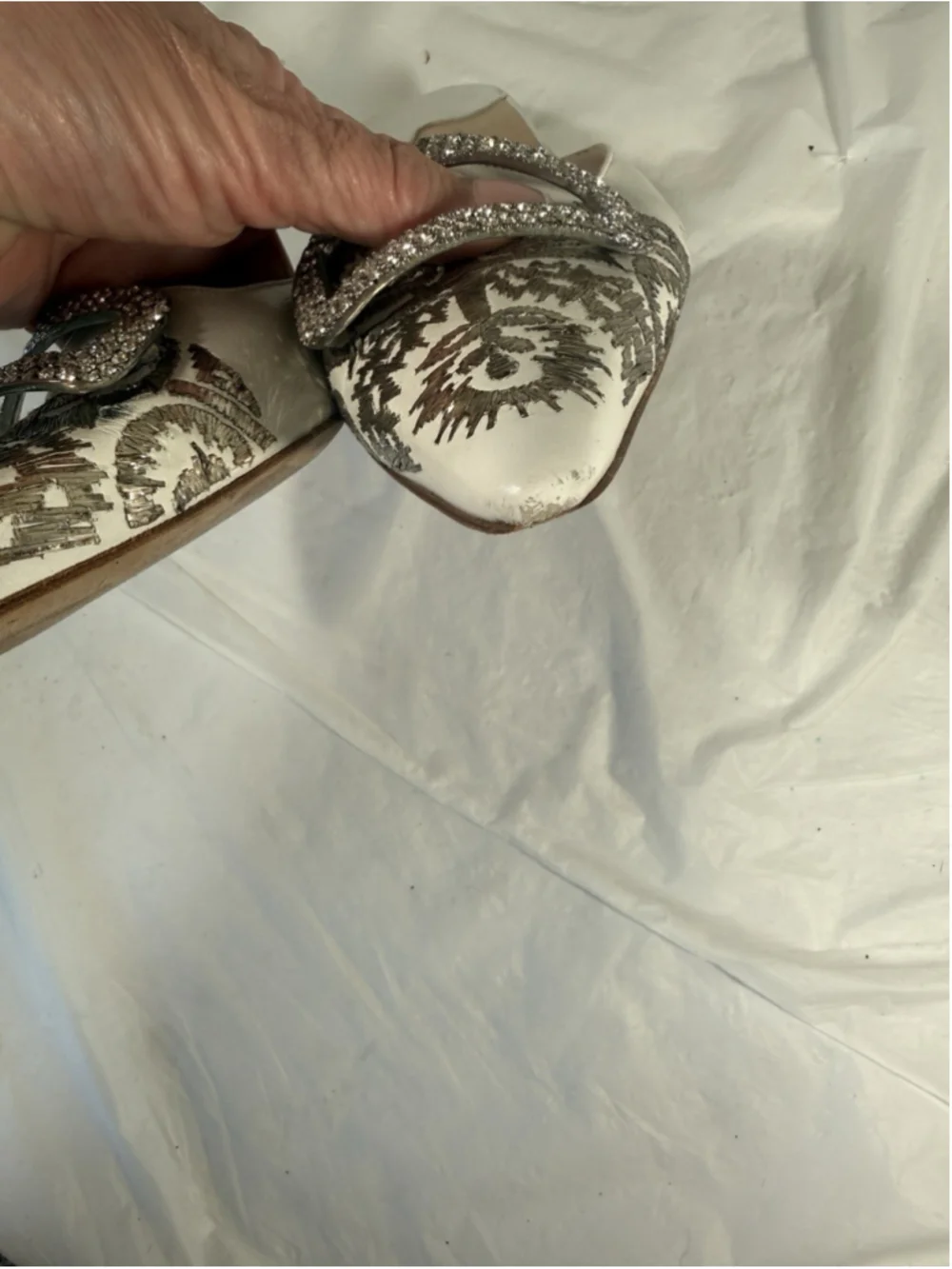 Manolo Blahnik Leather Mules White Graphic Print Crystals - Picture 10 of 14